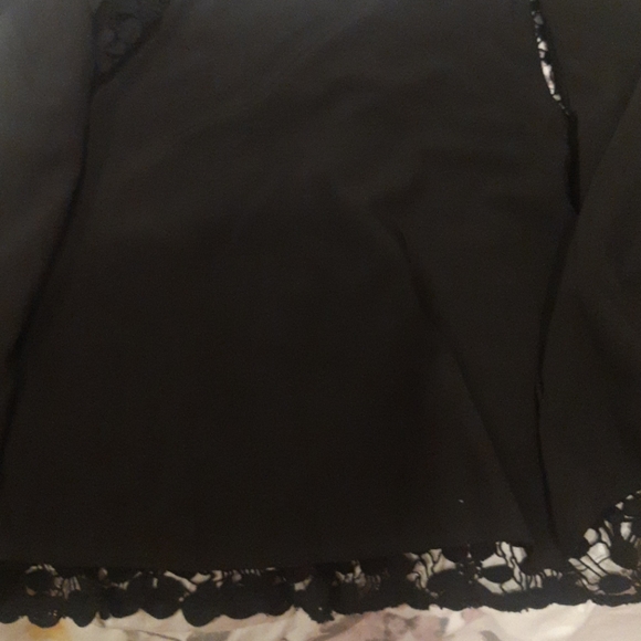 Dressy black lace shirt - Picture 4 of 5